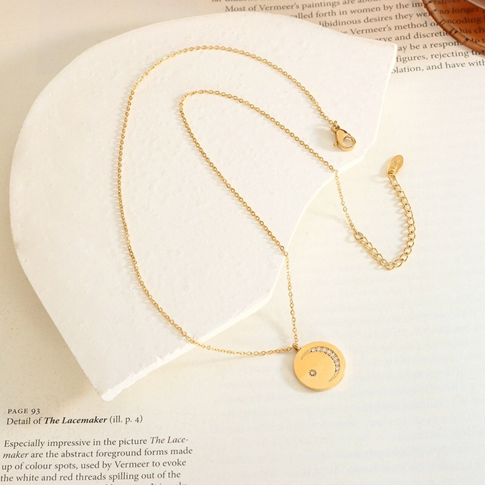 18k Gold Plated Crystal Moon&Star Necklaces